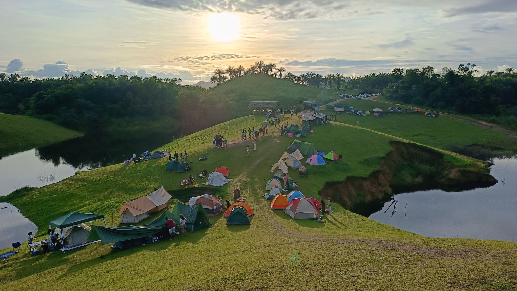 Lakeside Camp - The Campsite